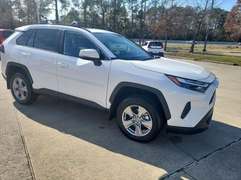 Certified 2025 Toyota RAV4 XLE image 10