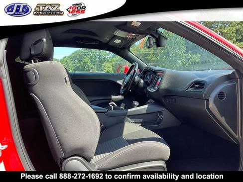 Used 2020 Dodge Challenger R/T RWD image 12