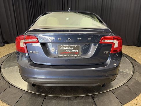 Used 2012 Volvo S60 T5 image 9