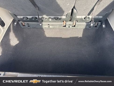 Used 2018 Dodge Grand Caravan SE w/ UConnect Hands-Free Group image 11