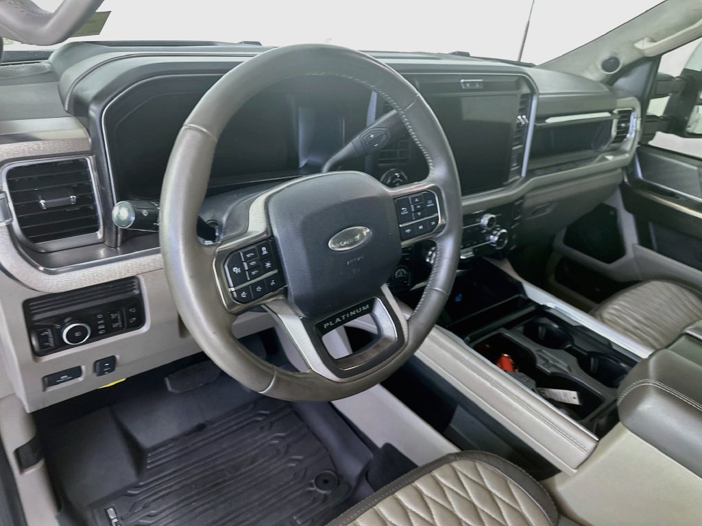 Used 2026 Ford F350 Platinum w/ Platinum Plus Package AWD/4WD image 31