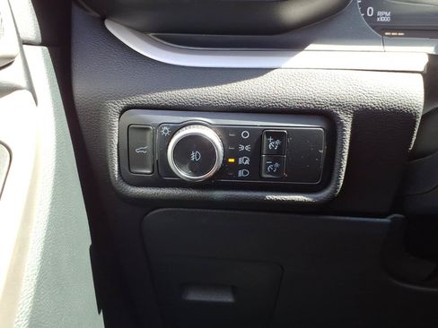 Certified 2023 Ford Explorer XLT w/ Equipment Group 202A AWD/4WD image 15