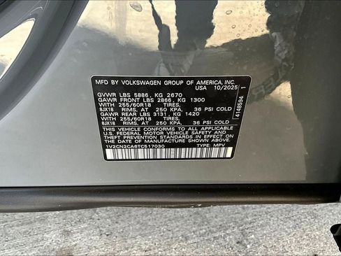 New 2026 Volkswagen Atlas Peak Edition image 21