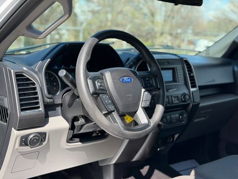 Used 2016 Ford F150 XLT AWD/4WD image 10