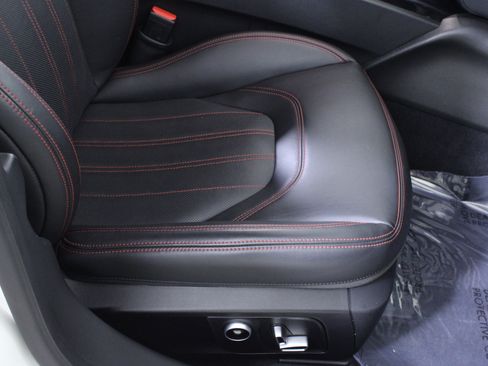 Used 2021 Maserati Quattroporte S image 18