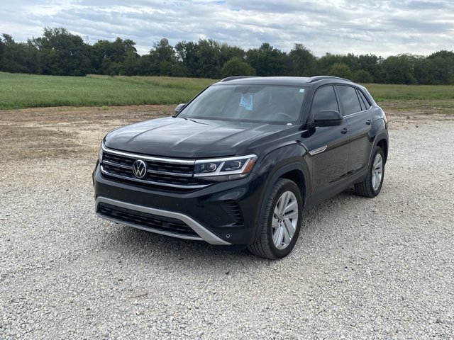 Used 2021 Volkswagen Atlas Cross Sport SE w/ Panoramic Sunroof Package FWD image 10