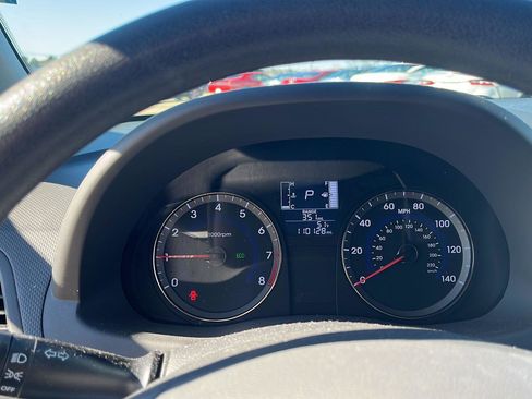 Used 2015 Hyundai Accent GLS w/ Option Group 02 image 11