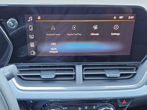 New 2026 Chevrolet Trax LT image 19