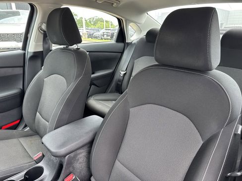 Certified 2024 Kia Forte LXS FWD image 24