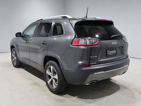 Used 2019 Jeep Cherokee Limited image 5
