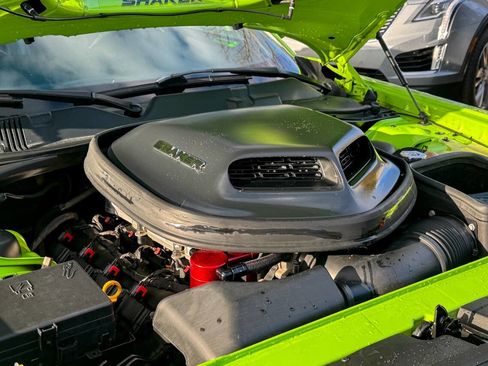 Used 2015 Dodge Challenger R/T Plus image 13