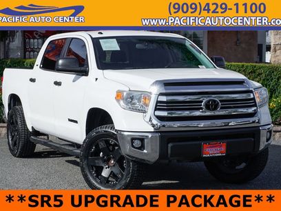 Used 2017 Toyota Tundra SR5 w/ SR5 Upgrade Package