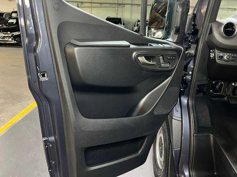 Used 2026 Mercedes-Benz Sprinter 2500 image 20