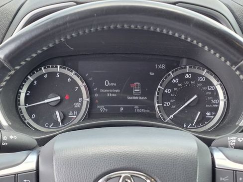 Used 2021 Toyota Highlander XLE FWD image 12