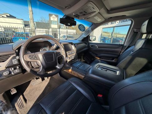 Used 2018 GMC Yukon XL Denali w/ Open Road Package image 44