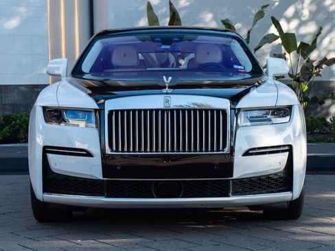 Used 2021 Rolls-Royce Ghost Base image 45