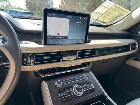 Used 2022 Lincoln Aviator Reserve w/ Elements Package Plus image 30