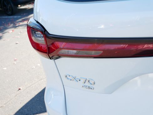 Used 2025 MAZDA CX-70 Plug-In Hybrid w/ Premium Pkg image 17