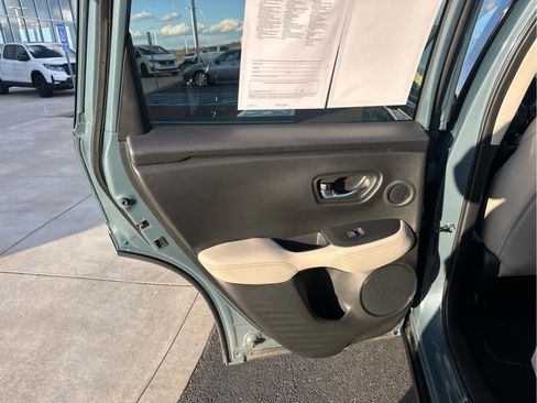 Certified 2026 Honda HR-V EX-L image 41