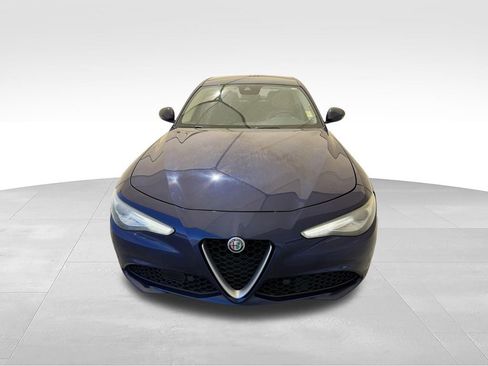 Used 2017 Alfa Romeo Giulia Ti w/ TI Lusso Light Wood Package RWD image 9