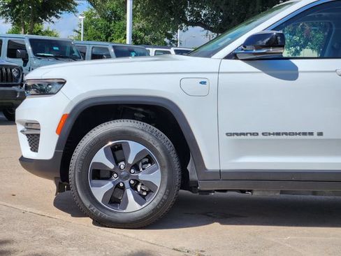 Certified 2022 Jeep Grand Cherokee Limited 4xe AWD/4WD image 9