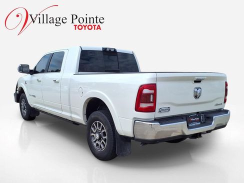 Used 2022 RAM 2500 Limited AWD/4WD image 3