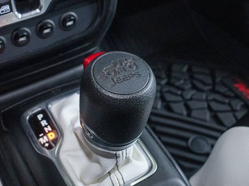 Used 2023 Jeep Gladiator Sport AWD/4WD image 54