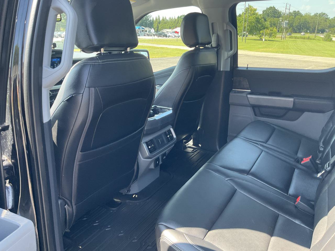 Used 2021 Ford F150 XLT w/ Equipment Group 302A High AWD/4WD image 22