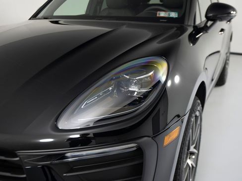 New 2026 Porsche Macan AWD/4WD image 36