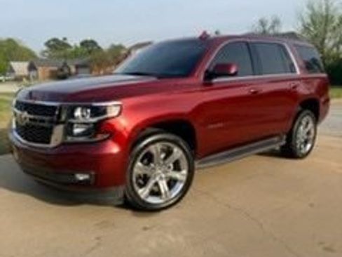Used 2018 Chevrolet Tahoe LT image 1