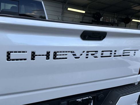 Used 2020 Chevrolet Silverado 3500 High Country image 10