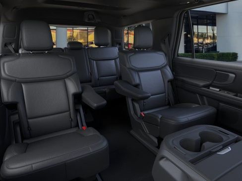 New 2026 Ford Expedition Platinum AWD/4WD image 11