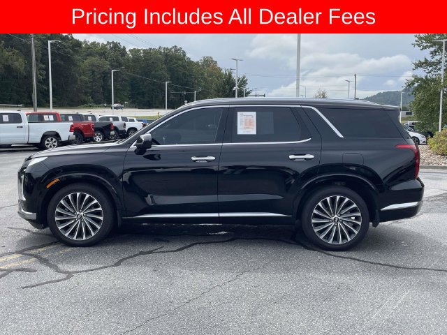 Used 2023 Hyundai Palisade Calligraphy w/ Cargo Package AWD/4WD image 2