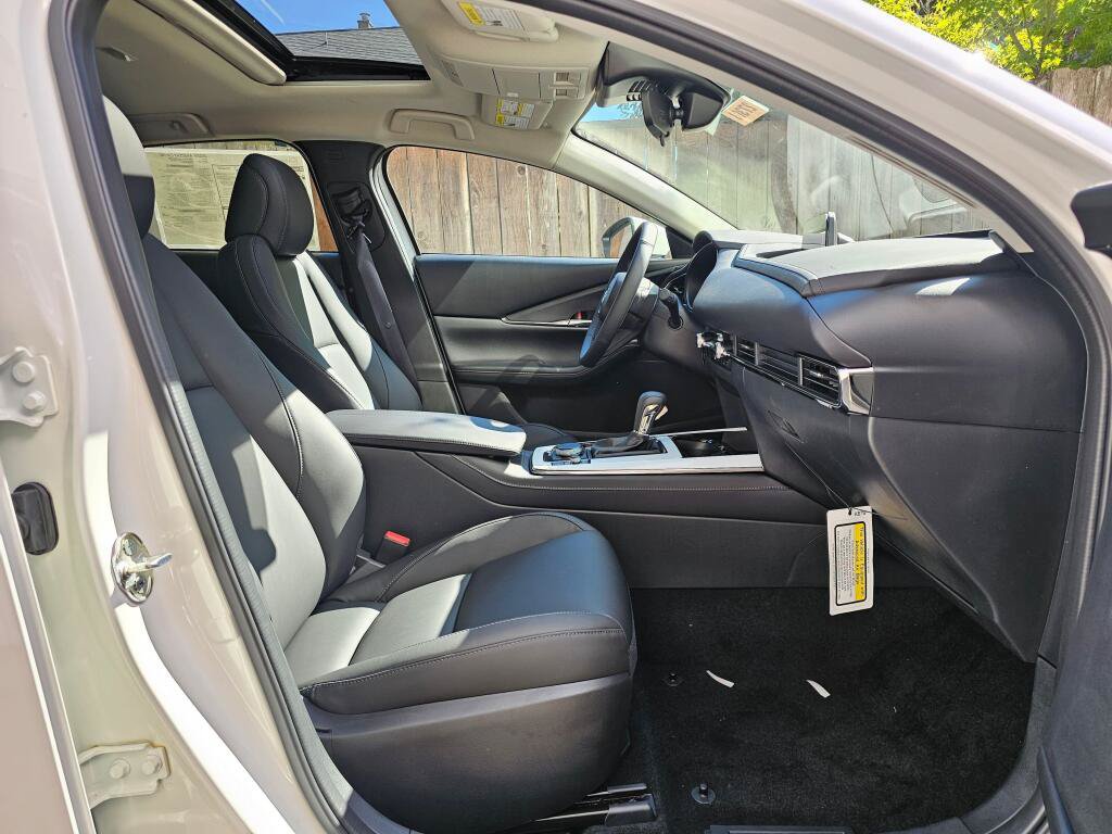 Certified 2025 MAZDA CX-30 AWD 2.5 S w/ Preferred Package image 9