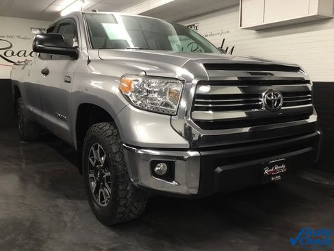 Used 2017 Toyota Tundra SR5 image 3