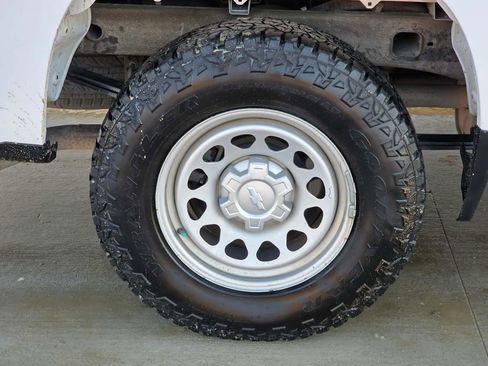 Used 2022 Chevrolet Silverado 1500 W/T w/ WT Value Package image 21