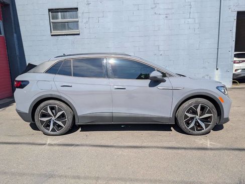 Used 2023 Volkswagen ID.4 Pro S image 2