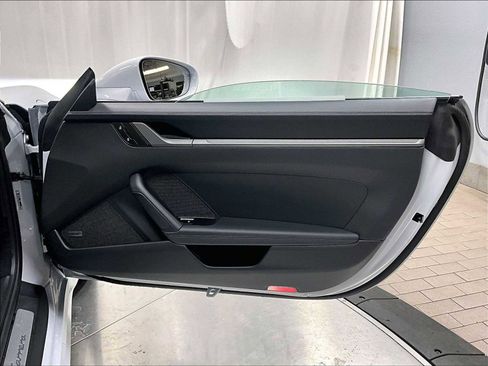 New 2026 Porsche 911 Carrera image 27