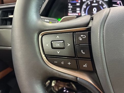 Used 2025 Lexus ES 350 w/ Premium Package FWD image 23