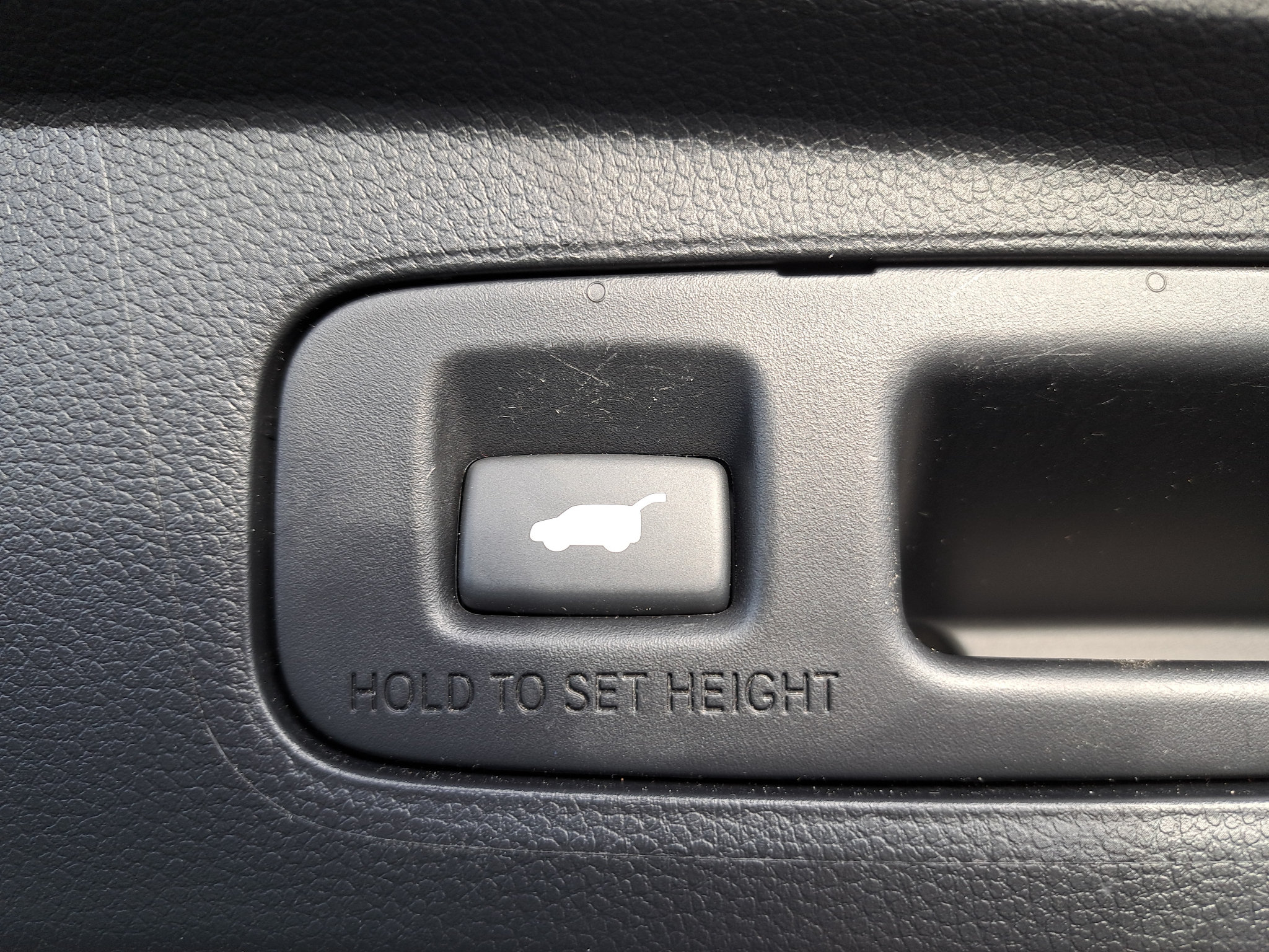 Used 2025 Honda CR-V Sport Touring image 14