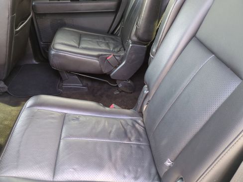 Used 2014 Ford Expedition Limited w/ Equipment Group 301A image 31