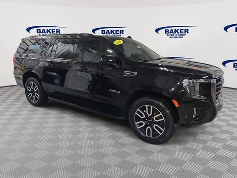 Used 2021 GMC Yukon XL AT4 w/ Technology Package image 8
