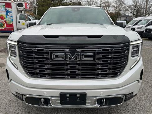 Used 2025 GMC Sierra 1500 Denali Ultimate image 2