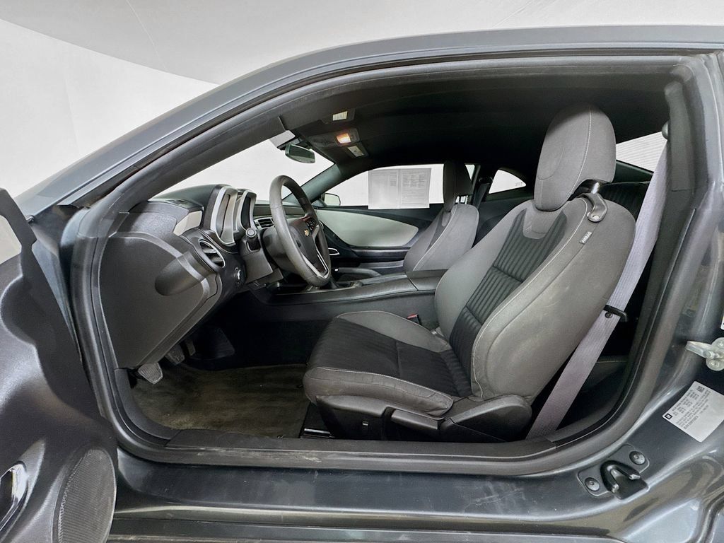 Used 2015 Chevrolet Camaro LS RWD image 12