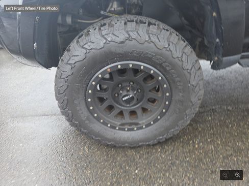 Used 2018 Toyota 4Runner TRD Off-Road Premium AWD/4WD image 7