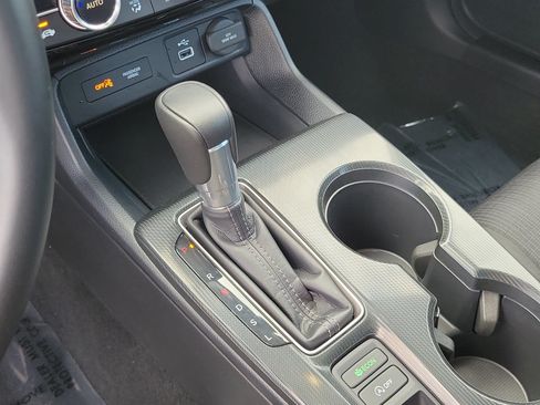 Used 2024 Honda Civic EX image 25