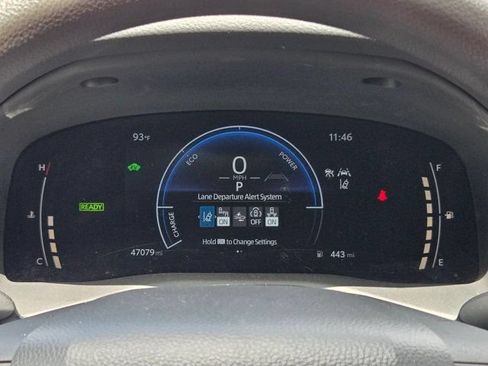 Used 2025 Toyota Camry LE FWD image 16