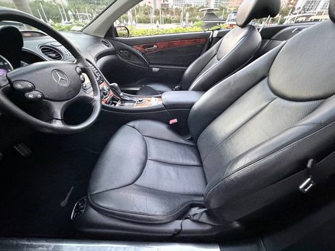 Used 2007 Mercedes-Benz SL 550 w/ Premium Pkg I image 38