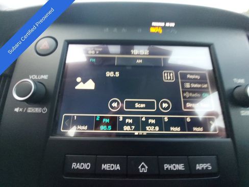 Used 2025 Subaru Outback AWD/4WD image 21