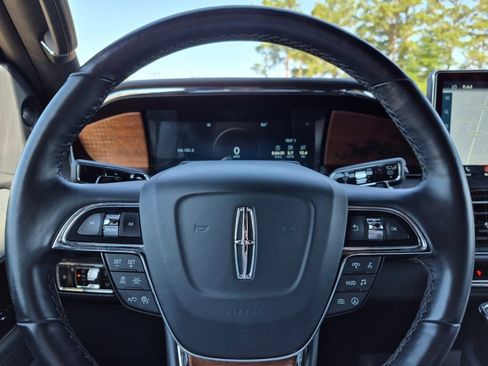 Used 2023 Lincoln Navigator Black Label AWD/4WD image 22